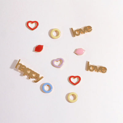 Love Enamel Stud (1 pcs)