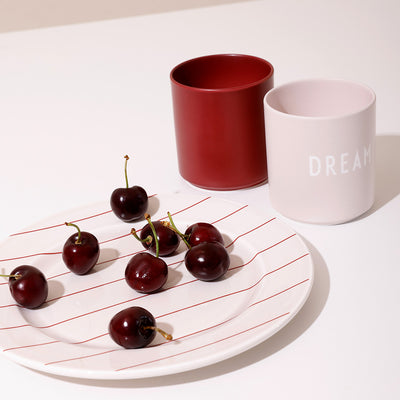 Pyjamas plate